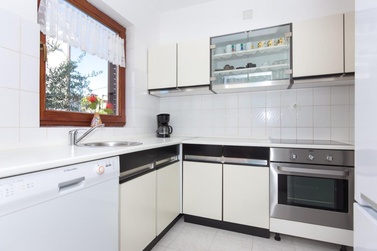 Adora Apartment Krk Town Exterior photo
